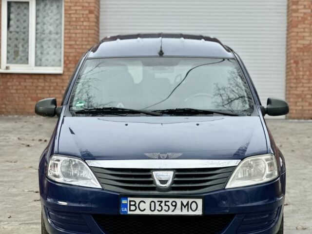 Синій Рено Логан, об'ємом двигуна 1.6 л та пробігом 200 тис. км за 5200 $, фото 1 на Automoto.ua