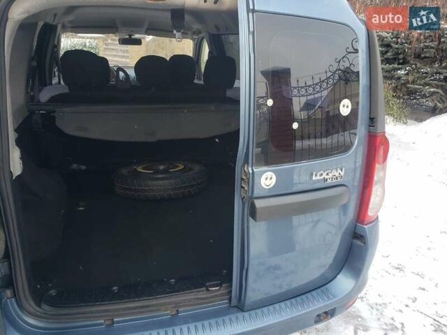 Синій Рено Логан, об'ємом двигуна 1.6 л та пробігом 298 тис. км за 4600 $, фото 24 на Automoto.ua