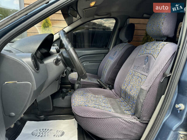 Синій Рено Логан, об'ємом двигуна 1.46 л та пробігом 266 тис. км за 5700 $, фото 20 на Automoto.ua