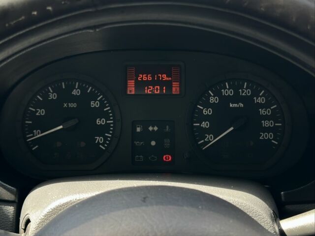 Синий Рено Логан, объемом двигателя 1.5 л и пробегом 245 тыс. км за 5700 $, фото 15 на Automoto.ua