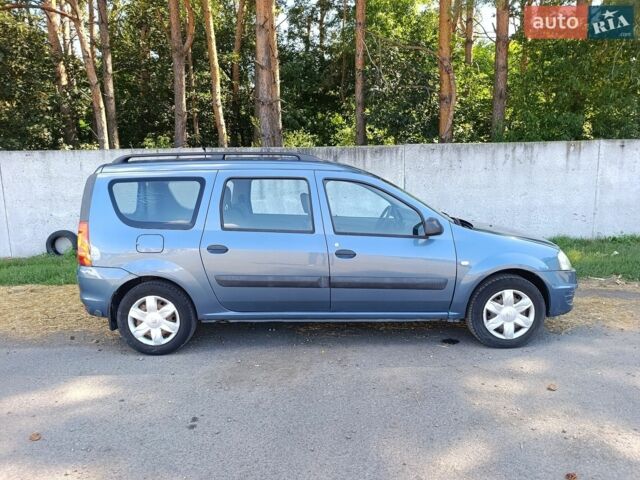 Синій Рено Логан, об'ємом двигуна 1.6 л та пробігом 261 тис. км за 5400 $, фото 6 на Automoto.ua