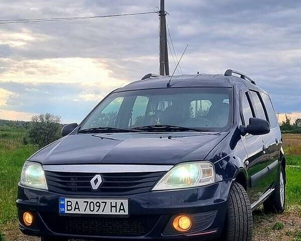 Синий Рено Логан, объемом двигателя 1.5 л и пробегом 217 тыс. км за 5800 $, фото 8 на Automoto.ua