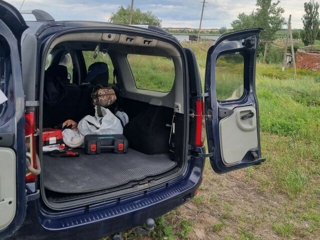 Синий Рено Логан, объемом двигателя 1.46 л и пробегом 221 тыс. км за 5600 $, фото 6 на Automoto.ua