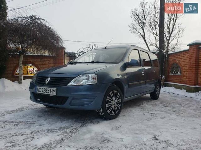 Синій Рено Логан, об'ємом двигуна 1.6 л та пробігом 298 тис. км за 4600 $, фото 1 на Automoto.ua