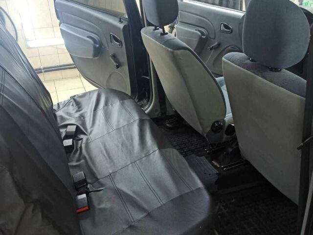 Синий Рено Логан, объемом двигателя 1.6 л и пробегом 2 тыс. км за 4700 $, фото 13 на Automoto.ua