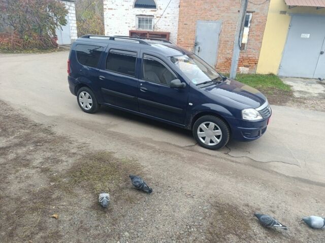 Рено Логан 2011 в Конотопе на Automoto.ua Синий Рено Логан, объемом двигателя 0 л и пробегом 167 тыс. км за 5850 $, фото 1 на Automoto.ua