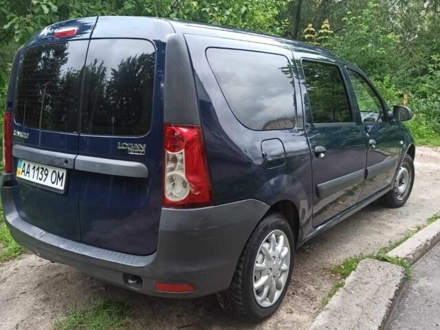 Синий Рено Логан, объемом двигателя 1.6 л и пробегом 2 тыс. км за 4800 $, фото 12 на Automoto.ua