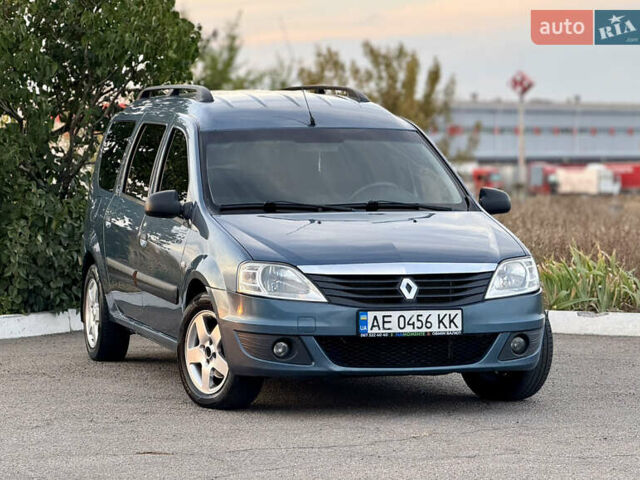 Синій Рено Логан, об'ємом двигуна 1.6 л та пробігом 185 тис. км за 5999 $, фото 1 на Automoto.ua