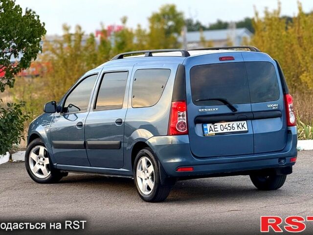 Синий Рено Логан, объемом двигателя 1.6 л и пробегом 185 тыс. км за 5999 $, фото 2 на Automoto.ua