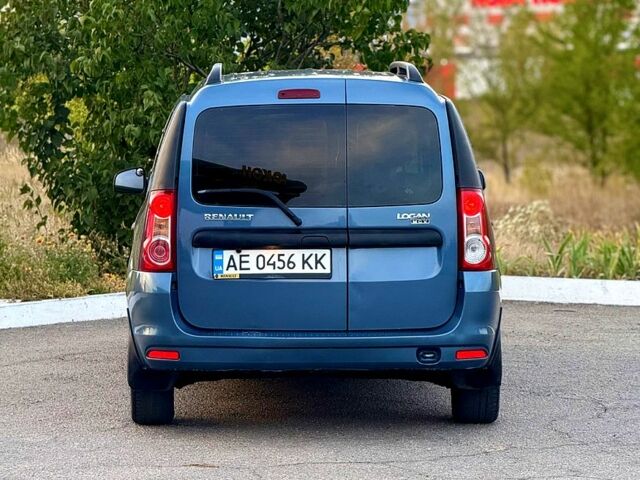 Синий Рено Логан, объемом двигателя 1.6 л и пробегом 185 тыс. км за 5999 $, фото 3 на Automoto.ua