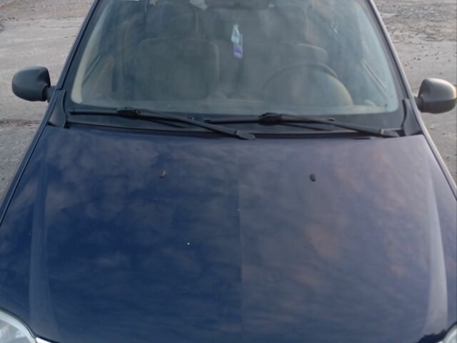 Синий Рено Логан, объемом двигателя 1 л и пробегом 257 тыс. км за 5650 $, фото 7 на Automoto.ua