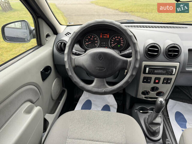 Синий Рено Логан, объемом двигателя 1.6 л и пробегом 110 тыс. км за 6700 $, фото 20 на Automoto.ua