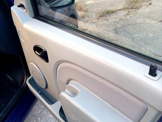 Синій Рено Логан, об'ємом двигуна 1.5 л та пробігом 257 тис. км за 5400 $, фото 9 на Automoto.ua