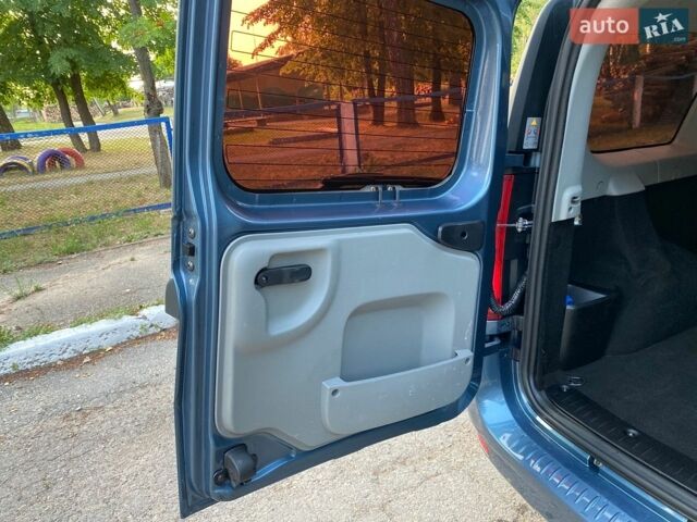 Синій Рено Логан, об'ємом двигуна 1.6 л та пробігом 92 тис. км за 5300 $, фото 18 на Automoto.ua