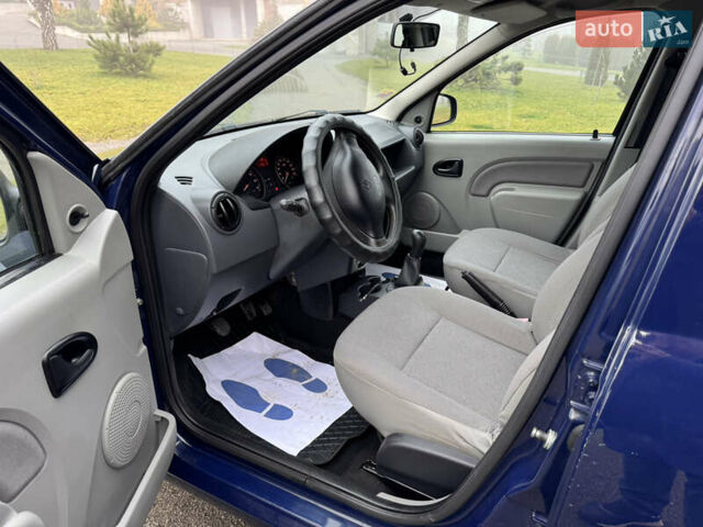 Синий Рено Логан, объемом двигателя 1.6 л и пробегом 110 тыс. км за 6700 $, фото 14 на Automoto.ua