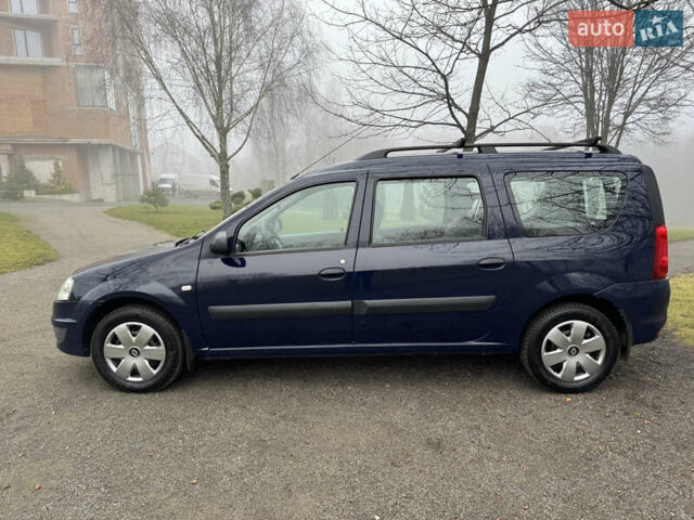 Синий Рено Логан, объемом двигателя 1.6 л и пробегом 110 тыс. км за 6700 $, фото 2 на Automoto.ua