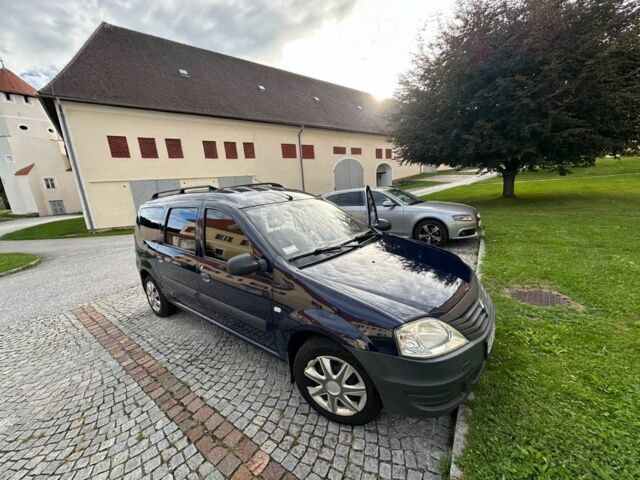Синий Рено Логан, объемом двигателя 0 л и пробегом 240 тыс. км за 4550 $, фото 1 на Automoto.ua