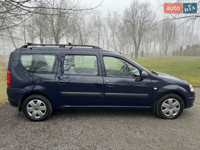 Синий Рено Логан, объемом двигателя 1.6 л и пробегом 110 тыс. км за 6700 $, фото 8 на Automoto.ua