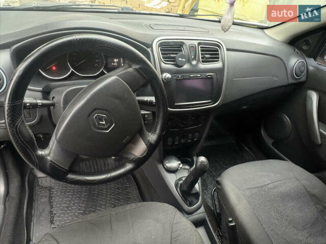 Синій Рено Логан, об'ємом двигуна 1.46 л та пробігом 309 тис. км за 5900 $, фото 7 на Automoto.ua