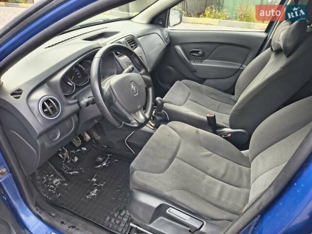 Рено Логан 2015 в Львове на Automoto.ua Синий Рено Логан, объемом двигателя 1.46 л и пробегом 290 тыс. км за 5299 $, фото 10 на Automoto.ua