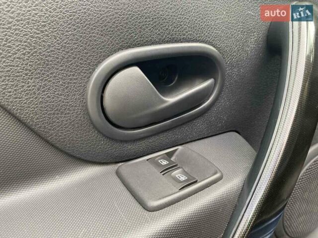 Синий Рено Логан, объемом двигателя 1.46 л и пробегом 90 тыс. км за 9999 $, фото 26 на Automoto.ua