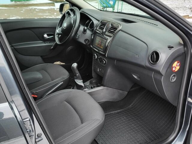 Синий Рено Логан, объемом двигателя 1.5 л и пробегом 43 тыс. км за 12000 $, фото 18 на Automoto.ua