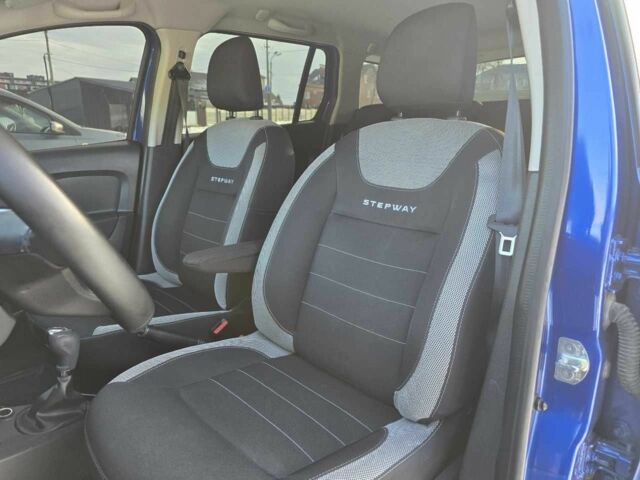 Синій Рено Логан, об'ємом двигуна 0.9 л та пробігом 120 тис. км за 10499 $, фото 6 на Automoto.ua