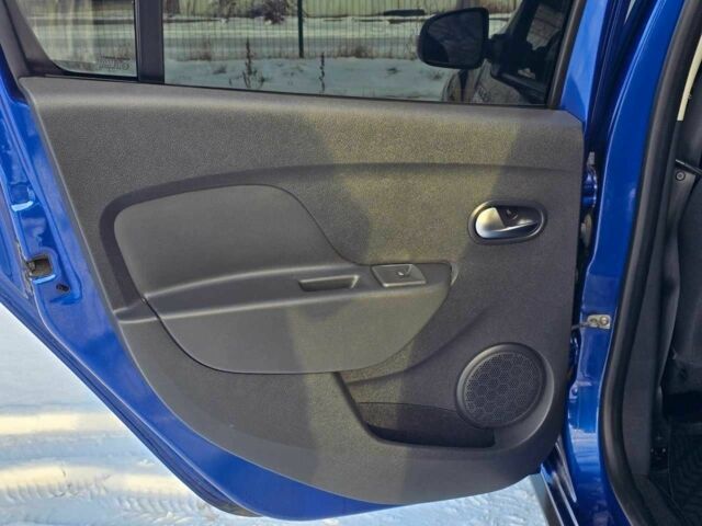 Синій Рено Логан, об'ємом двигуна 0.9 л та пробігом 120 тис. км за 10499 $, фото 15 на Automoto.ua