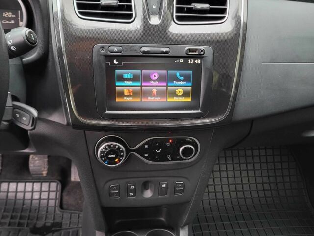 Синий Рено Логан, объемом двигателя 1.5 л и пробегом 43 тыс. км за 12000 $, фото 13 на Automoto.ua