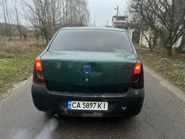 Зеленый Рено Логан, объемом двигателя 1.4 л и пробегом 305 тыс. км за 2300 $, фото 5 на Automoto.ua
