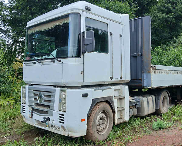 Белый Рено Магнум, объемом двигателя 12 л и пробегом 700 тыс. км за 14500 $, фото 4 на Automoto.ua