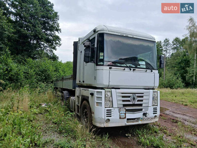 Белый Рено Магнум, объемом двигателя 12 л и пробегом 700 тыс. км за 14500 $, фото 2 на Automoto.ua