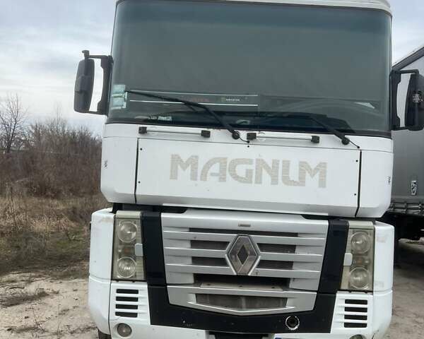 Белый Рено Магнум, объемом двигателя 0 л и пробегом 1 тыс. км за 12500 $, фото 5 на Automoto.ua