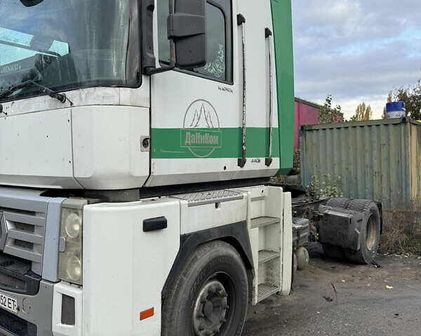 Белый Рено Магнум, объемом двигателя 12.78 л и пробегом 1 тыс. км за 8500 $, фото 2 на Automoto.ua