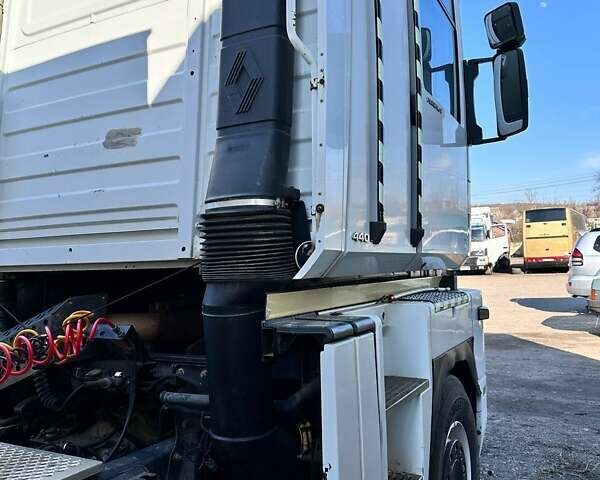 Белый Рено Магнум, объемом двигателя 11.93 л и пробегом 1 тыс. км за 6800 $, фото 7 на Automoto.ua