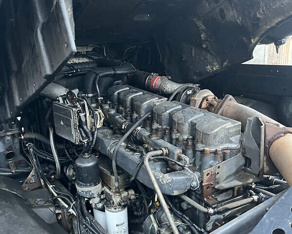 Рено Магнум 2002 в Белой Церкве на Automoto.ua Белый Рено Магнум, объемом двигателя 11.93 л и пробегом 2 тыс. км за 14500 $, фото 7 на Automoto.ua