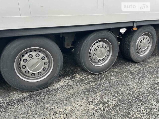 Білий Рено Магнум, об'ємом двигуна 12 л та пробігом 1000 тис. км за 25000 $, фото 26 на Automoto.ua