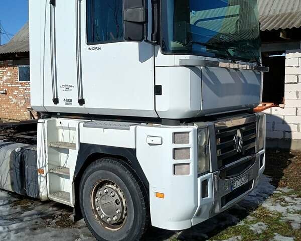 Белый Рено Магнум, объемом двигателя 12.8 л и пробегом 1 тыс. км за 11900 $, фото 1 на Automoto.ua