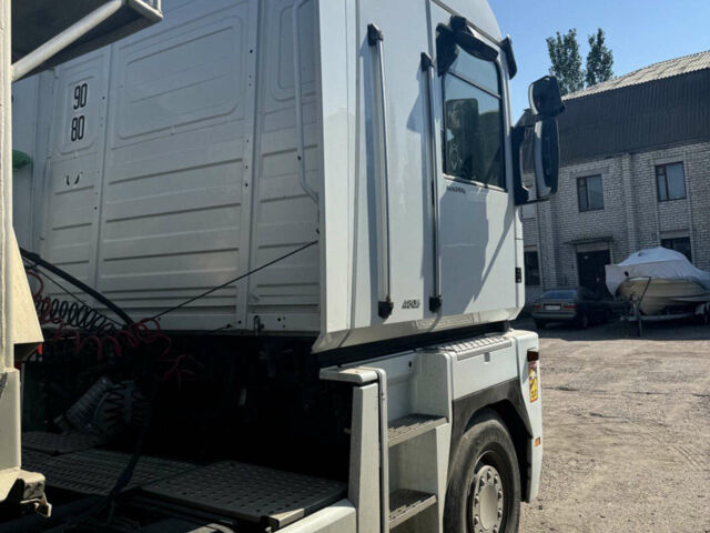 Белый Рено Магнум, объемом двигателя 12.8 л и пробегом 1 тыс. км за 14000 $, фото 18 на Automoto.ua