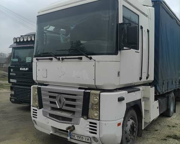 Белый Рено Магнум, объемом двигателя 11.9 л и пробегом 1 тыс. км за 7000 $, фото 1 на Automoto.ua