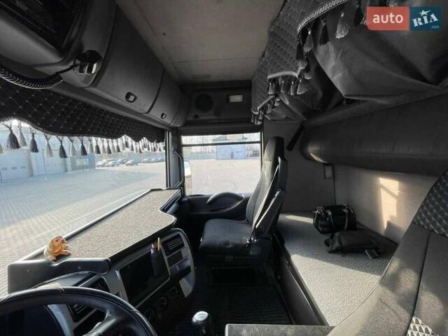 Белый Рено Магнум, объемом двигателя 11.93 л и пробегом 1 тыс. км за 15000 $, фото 16 на Automoto.ua