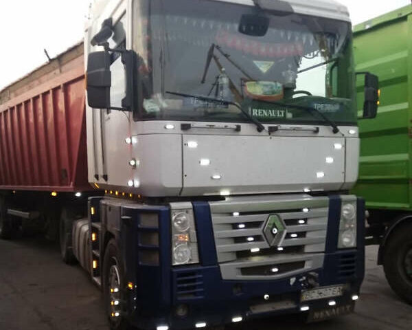 Белый Рено Магнум, объемом двигателя 12.78 л и пробегом 1000 тыс. км за 5000 $, фото 4 на Automoto.ua