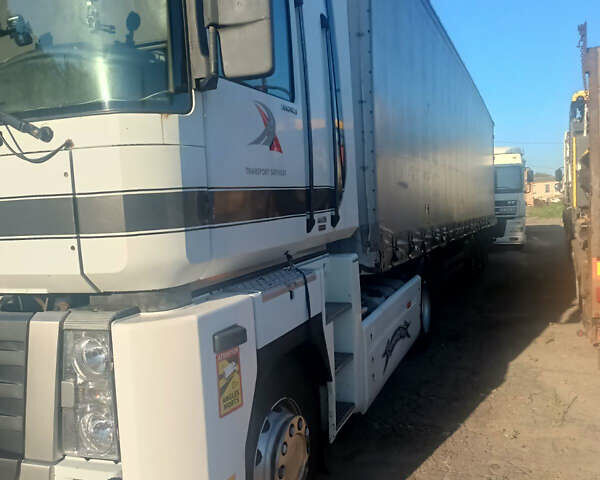 Белый Рено Магнум, объемом двигателя 12.78 л и пробегом 980 тыс. км за 10500 $, фото 5 на Automoto.ua