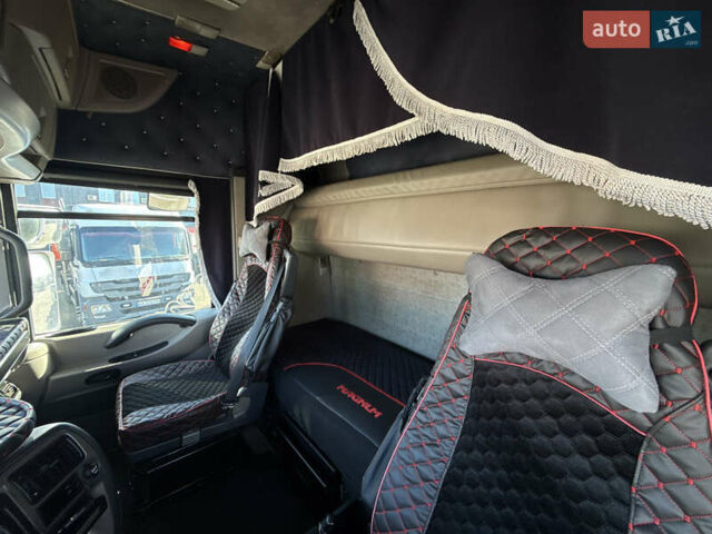 Белый Рено Магнум, объемом двигателя 12.78 л и пробегом 800 тыс. км за 12999 $, фото 19 на Automoto.ua