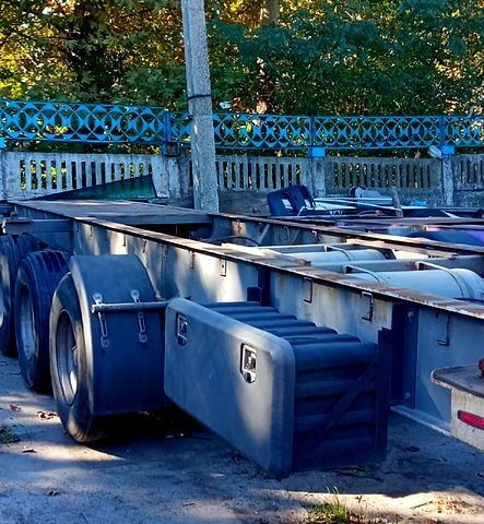 Белый Рено Магнум, объемом двигателя 12 л и пробегом 1 тыс. км за 7000 $, фото 3 на Automoto.ua