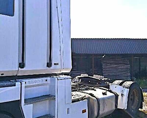 Білий Рено Магнум, об'ємом двигуна 12 л та пробігом 950 тис. км за 4000 $, фото 2 на Automoto.ua