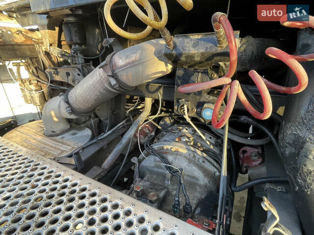 Белый Рено Магнум, объемом двигателя 11.9 л и пробегом 308 тыс. км за 4750 $, фото 14 на Automoto.ua