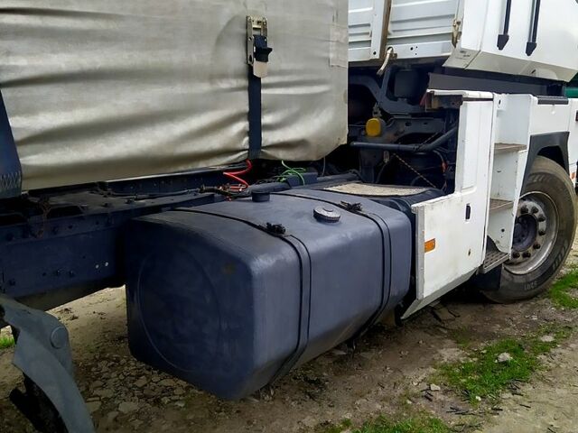 Белый Рено Магнум, объемом двигателя 12.6 л и пробегом 750 тыс. км за 5500 $, фото 8 на Automoto.ua