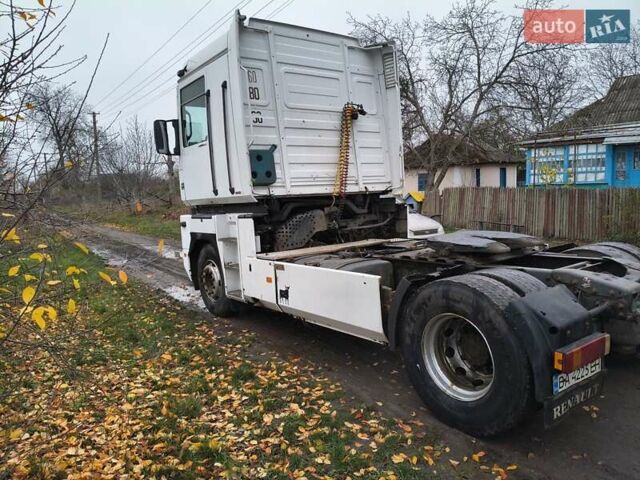 Белый Рено Магнум, объемом двигателя 0 л и пробегом 8 тыс. км за 4100 $, фото 1 на Automoto.ua