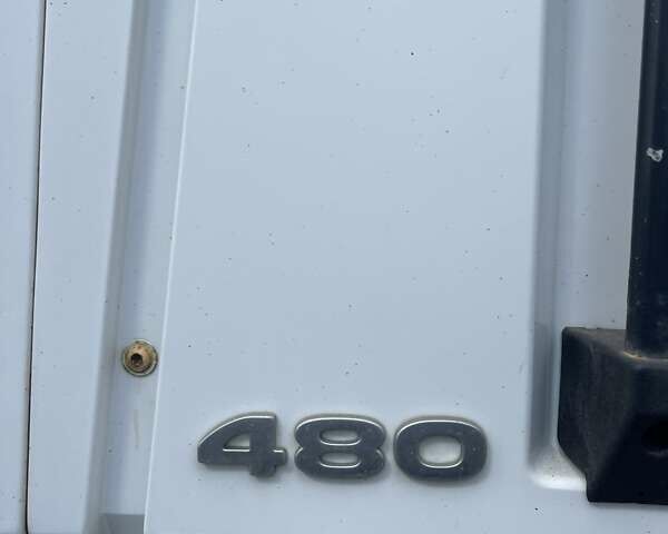 Білий Рено Магнум, об'ємом двигуна 12 л та пробігом 990 тис. км за 4400 $, фото 3 на Automoto.ua